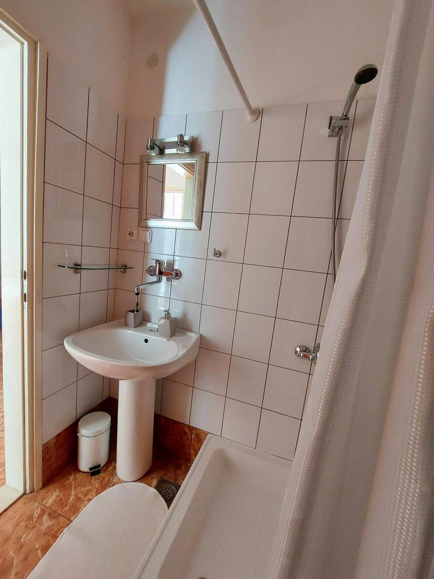 Apartment In Vis Historic Center - Mikula, Ljubica, Toma المظهر الخارجي الصورة