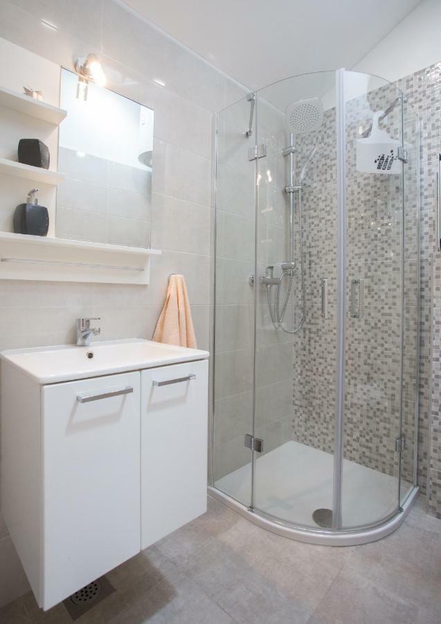 Apartment In Vis Historic Center - Mikula, Ljubica, Toma المظهر الخارجي الصورة