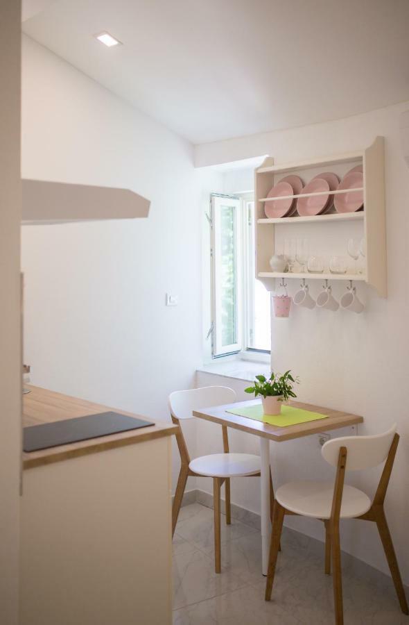Apartment In Vis Historic Center - Mikula, Ljubica, Toma المظهر الخارجي الصورة